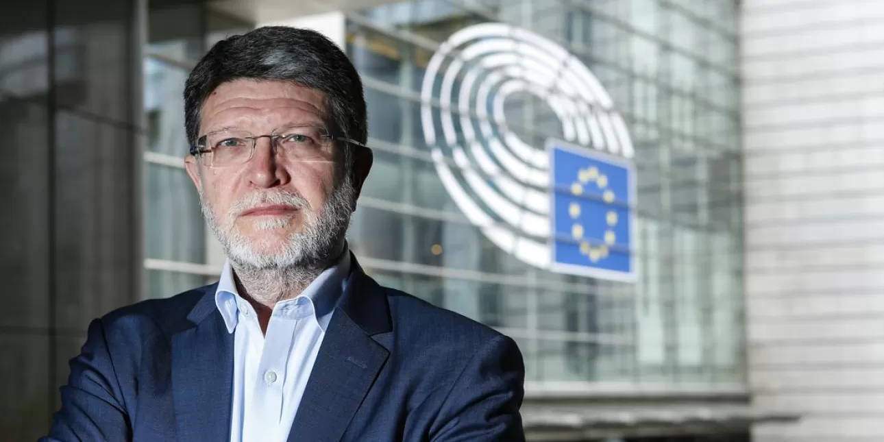 Tonino Picula, zastupnik SDP-a u Europskom parlamentu (izvornik: Ured Tonina Picule)

• Tonino Picula, SDP, Europski parlament