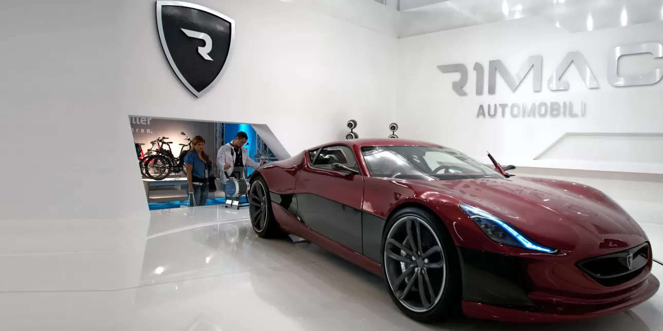 Električni automobili Rimac (izvornik: Shutterstock 2015.)
• Rimac Automobili, električni auti, elektromobilnost