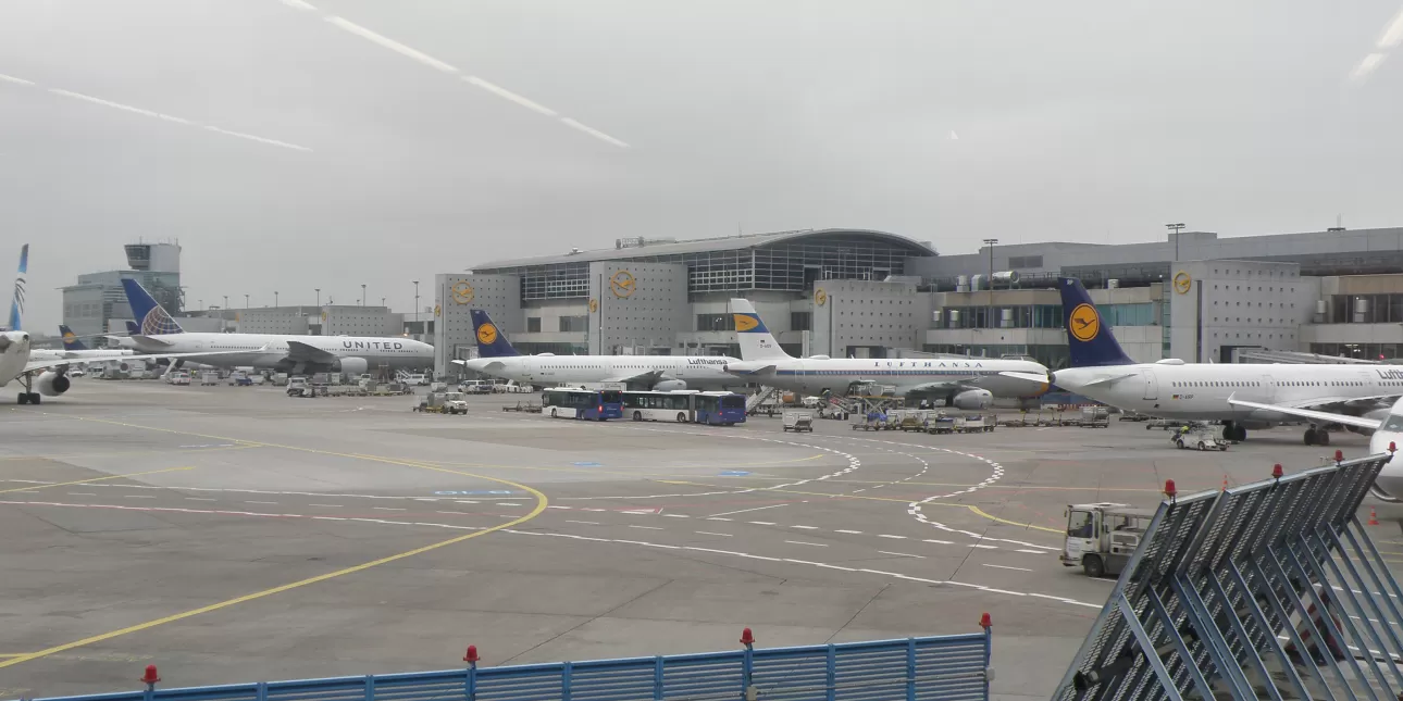 Zračna luka Frankfurt Main (Fraport) u Frankfurtu na Majni u Njemačkoj (foto: BL, travanj 2019.)
• zračne luke, zrakoplovstvo, Frankfurt na Majni
