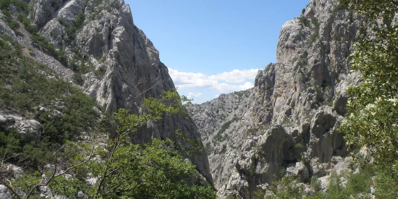 Kanjon Paklenice u Nacionalnom parku Paklenica (foto: BL, srpanj 2020.)
• NP Paklenica, Velebit, planine, Paklenica