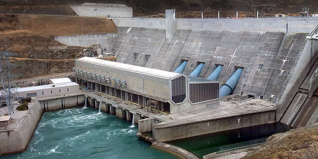 Pogled na HE Clyde na Novom Zelandu (izvornik: Wikipedia)
• hidroelektrane, hidroenergija, Novi Zeland