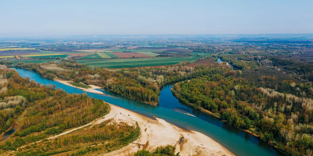 Ušće Mure u Dravu (izvornik: Ante Gugić, WWF 2022.)
• Mura, Drava, rijeke, Međimurje