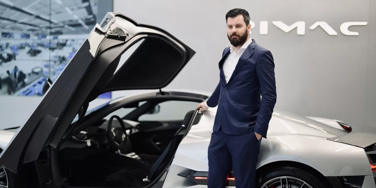 Mate Rimac, direktor Rimac Automobila na otvorenju 'Showrooma' u Bruxellesu (izvornik: Rimac Automobili, siječanj 2023.)
• Mate Rimac, Rimac Automobili