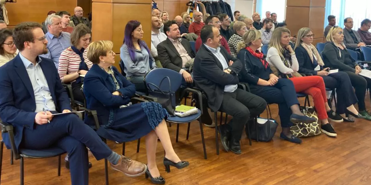 Sudionici predavanja u sklopu projekta CROskills (izvornik: HSZG, travanj 20213.)

• HSZG