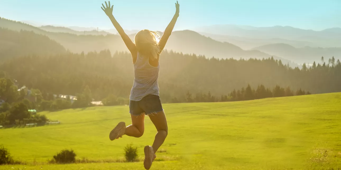 Ilustracija zdravlja, zdravog života, sporta, čiste prirode i čistog zraka (izvornik: Andrey Yurlov / Shutterstock, 2023.)

• zdravlje, sport, priroda, zrak