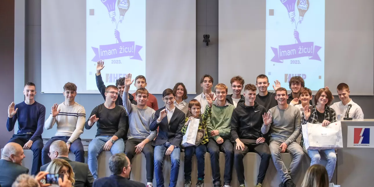 Dodjela HEP-ove nagrade 'Imam žicu' 2023. (izvornik: HEP, studeni 2023.)

• HEP, nagrade 