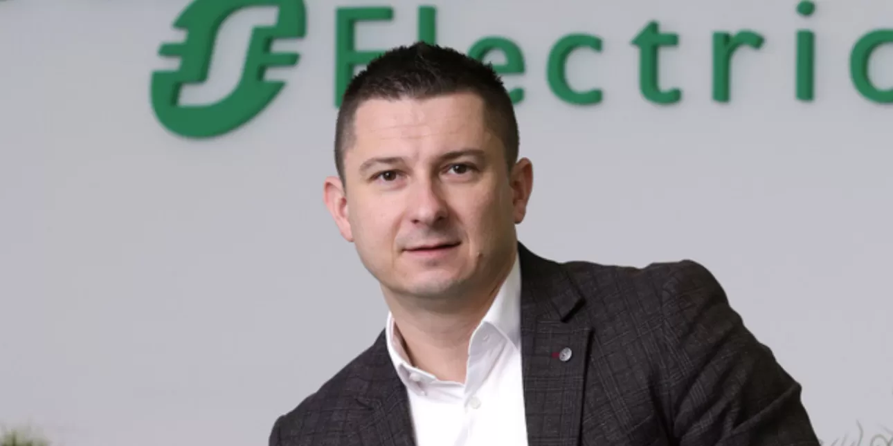Tomislav Ščrbak, direktor prodaje za industriju i komercijalno zgradarstvo za Hrvatsku i Sloveniju u Schneider Electricu (izvornik: Schneider Electric, prosinac 2023.)

• Tomislav Ščrbak, Schneider Electric