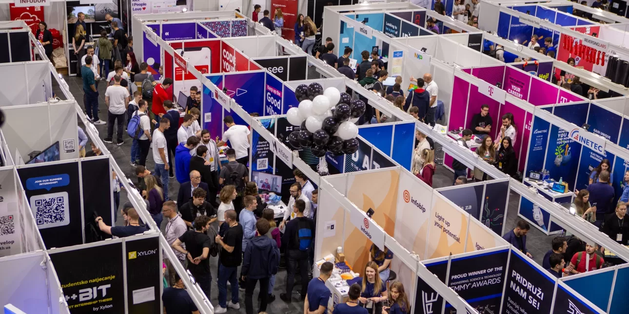 17. Job Fair, sajam poslova u organizaciji Fakulteta elektrotehnike i računarstva Sveučilišta u Zagrebu (FER), Saveza studenata FER-a i Kluba studenata elektrotehnike (KSET); (FOTO; FER; 2024.)
 - FER 