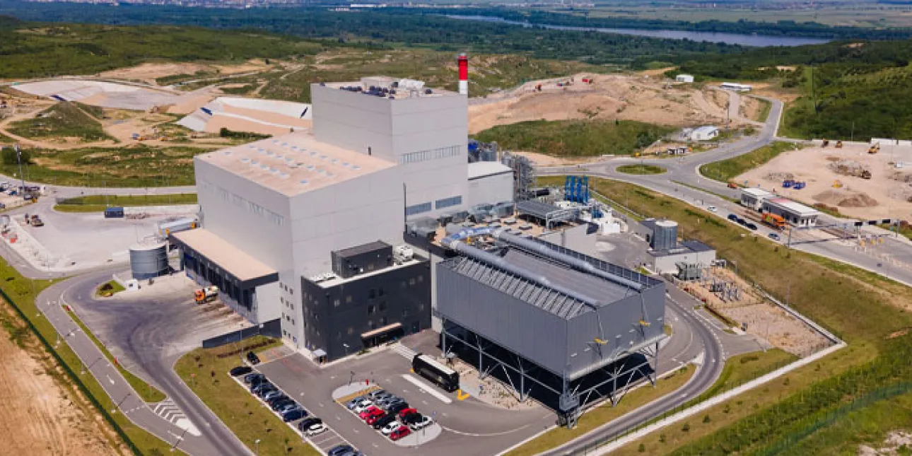 Energana na otpad tvrtke Beo čista energija u Vinči pokraj Beograda (izvornik: Beo čista energija) 

• energane na otpad, Beo čista energija, gospodarenje otpadom, Beograd