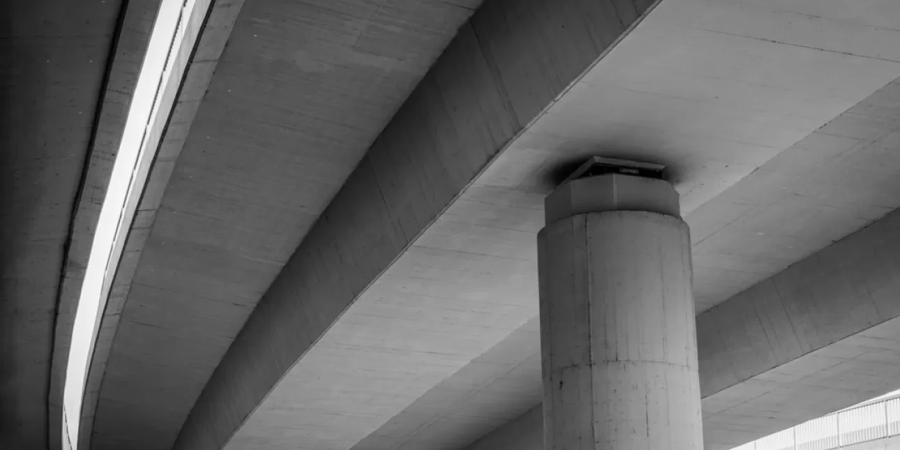 Cement (FOTO: Damjan Dobrila/Unsplash; 2024.)
 - cement; cementna industrija