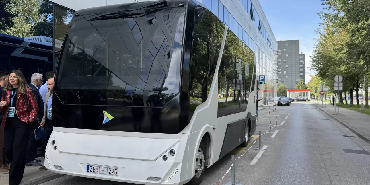 Nova era prometa 2024., Munivo električni autobus