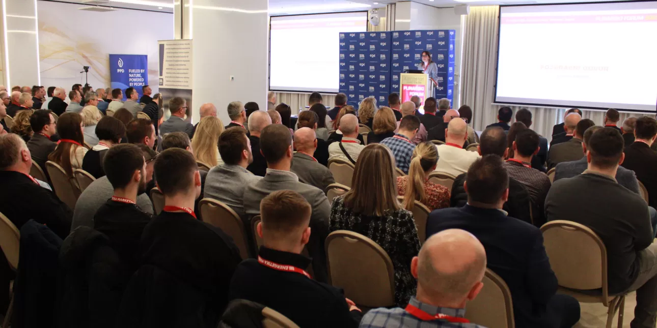 Fotografija s Plinarskog foruma 2025. (foto: D.P., ožujak 2025.)

• Plinarski forum, stručni skupovi