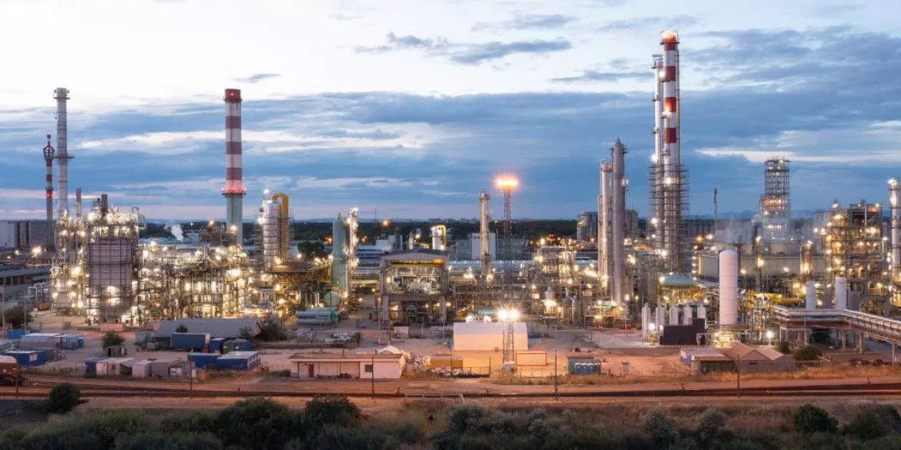 MOL Petrochemicals u Tiszaújvárosu u Mađarskoj (izvornik: MOL, rujan 2025.) • MOL Petrochemicals, Mađarska