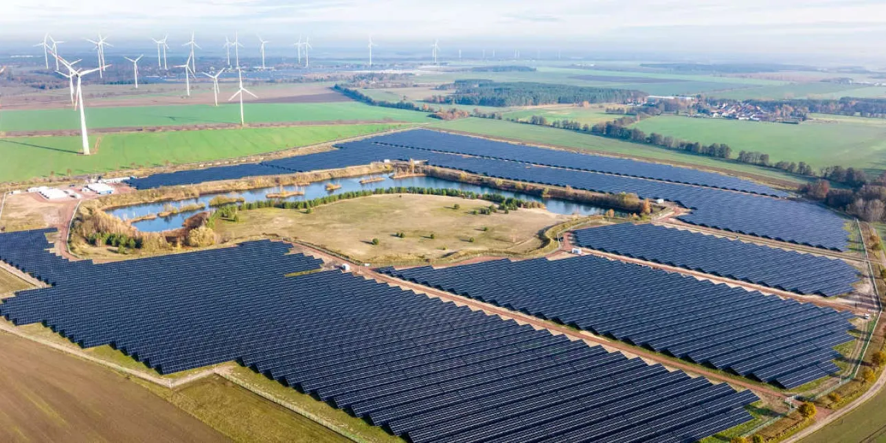 Sunotec hibridna elektrana Zerbst  (foto: Sunotec, siječanj 2026.) • Sunotec, hibridna elektrana, obnovljivi izvori, Zerbst