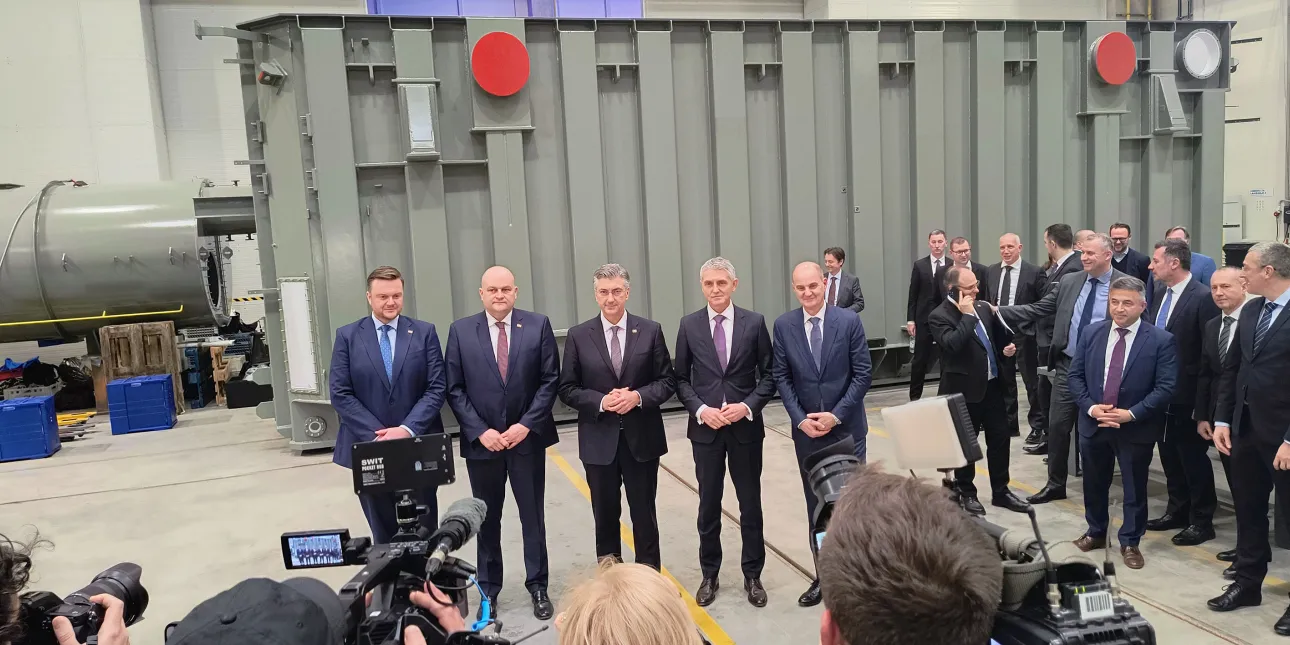 Uzvanici na otvorenju tvornice Končar - Transformatorski kotlovi (foto: B.L., siječanj 2026.)

• Končar, Končar TK, tvornice, Siemens Energy