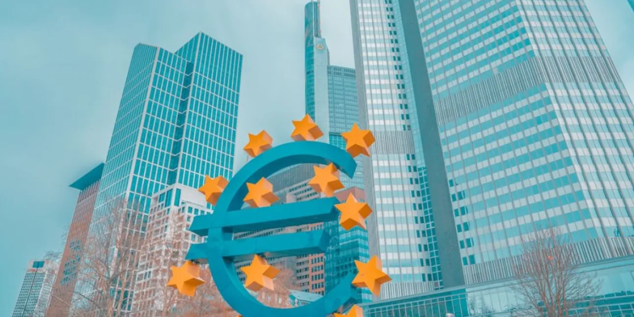 Financiranje euri ilustracija (foto: Shutterstock, siječanj 2026.) • euri, grad, ilustracija, novac, ESB