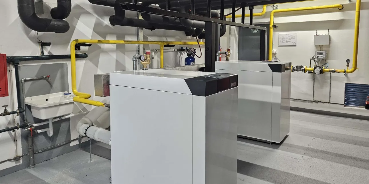 Kotlovnica s kotlovima Weishaupt (izvornik: Weishaupt, travanj 2026.)

• Weishaupt, kotlovi za grijanje, kotlovi, kotlovnice