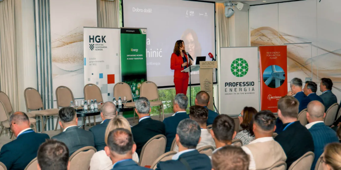 Okrugli stol „Naknada za priključenje na elektroenergetsku mrežu u RH: Nova pravila, novi izazovi“, (izvornik: XEnergy, HGK, svibanj 2026.) • XEnergy, HGK, okrugli stol