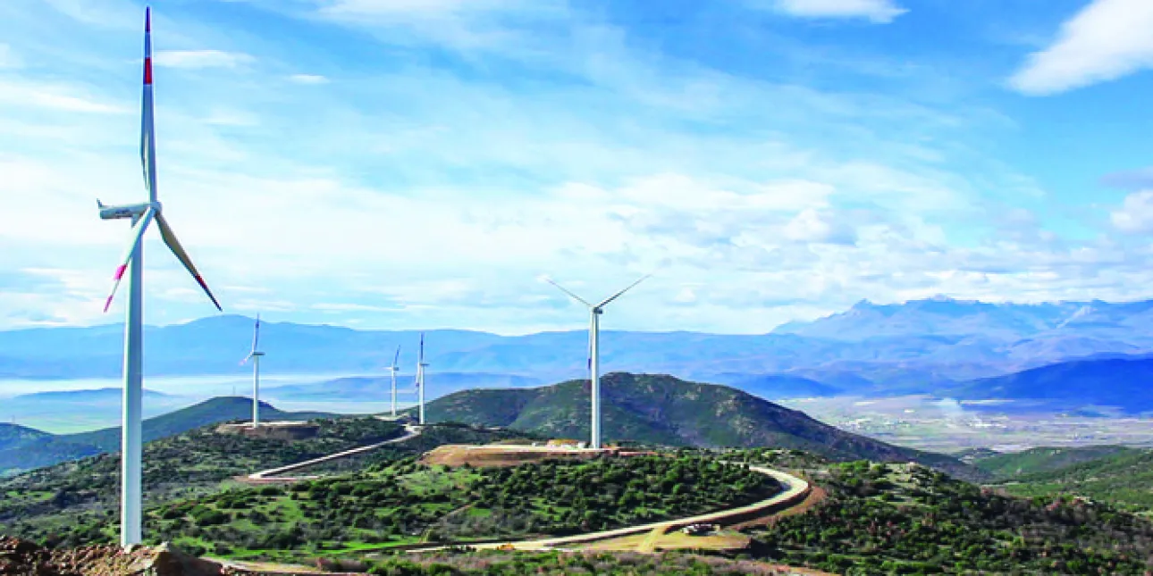 Pogled na VE Bogdanci u Sjevernoj Makedoniji (foto: Miki Trajkovski, svibanj 2026.)
• VE Bogdanci, Sjeverna Makedonija, vjetroelektrane, vjetroturbine