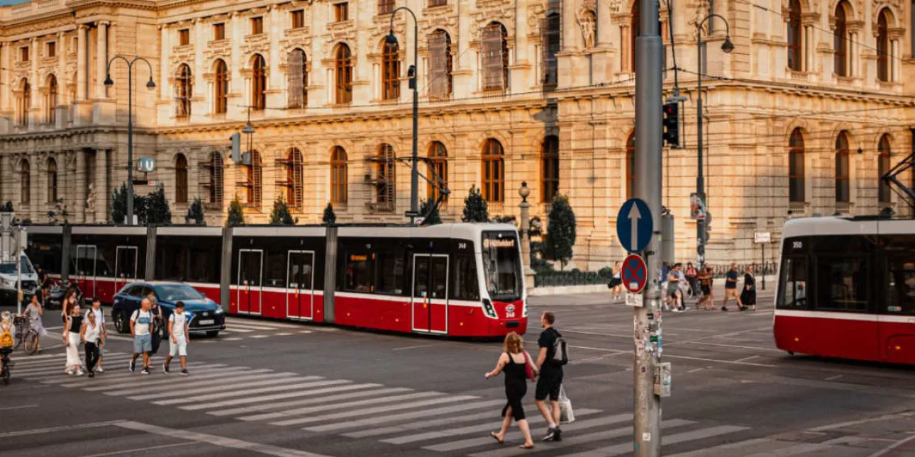 Promet u Beču (foto: Grad Beč, 2026.) • Grad Beč, promet, tramvaji, održivi promet