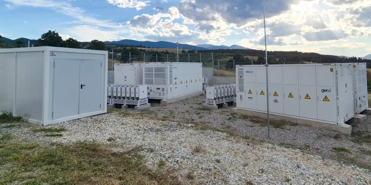 Grupa GEN-I preuzela tri velika baterijska sustava u Bugarskoj (foto: GEN-I, lipanj 2026.) • Grupa GEN-I, preuzimanjam baterijski sustavi, Bugarska