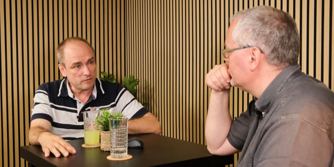 Silvestar Šantak direktor i vlasnik tvrtke DELTAPROJEKT u podcastu EM bez naslova (foto: B.K.), lipanj 2026.) • Silvestar Šantak, Deltaprojekt, EM bez naslova