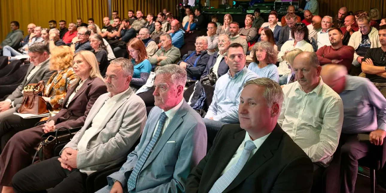 CGO Bikarac radionica u Šibeniku (izvornik: B.K., listopad 2026.) • otpad, Bikarac, CGO, odlagališta, energane